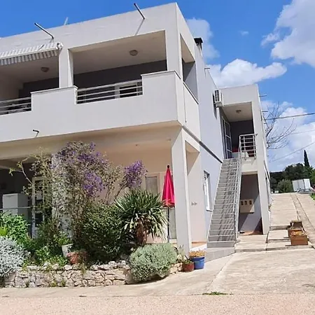 Apartment Lu-ka 2 Pakostane